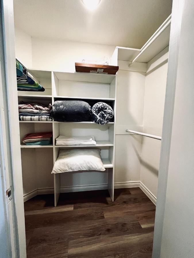 Cozy Private Bed & Bath Near Medical Center, Galleria And Dt Хьюстон Экстерьер фото